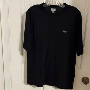 Reebok Black Short Sleeve Tee Casual Comfort